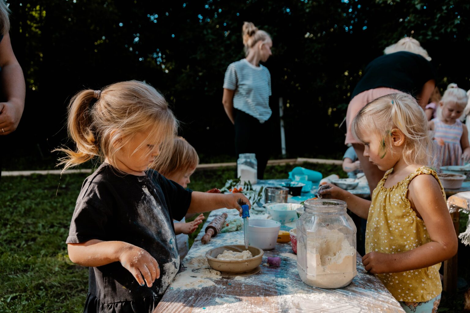 Sensoorne pidu lastele Järvamaal Kallaste Hobitalus – loovmäng ja mökerdamine looduses